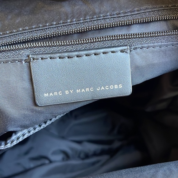 Marc Jacobs Crosby Quilted Backpack Full Size - Picture 8 of 8